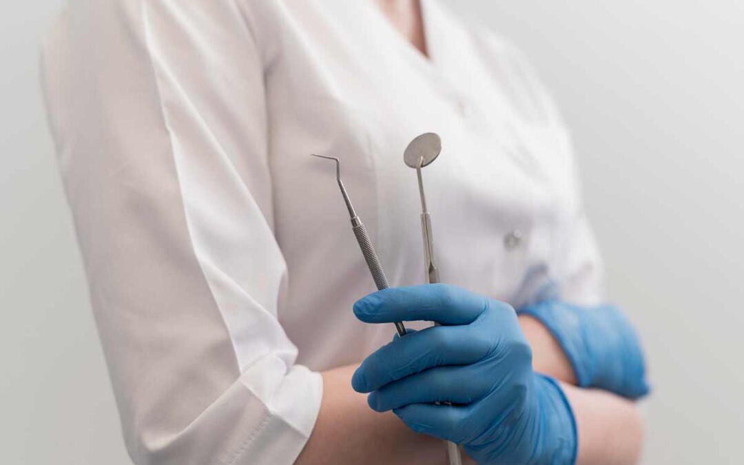 Cómo saber si un dentista es bueno o malo