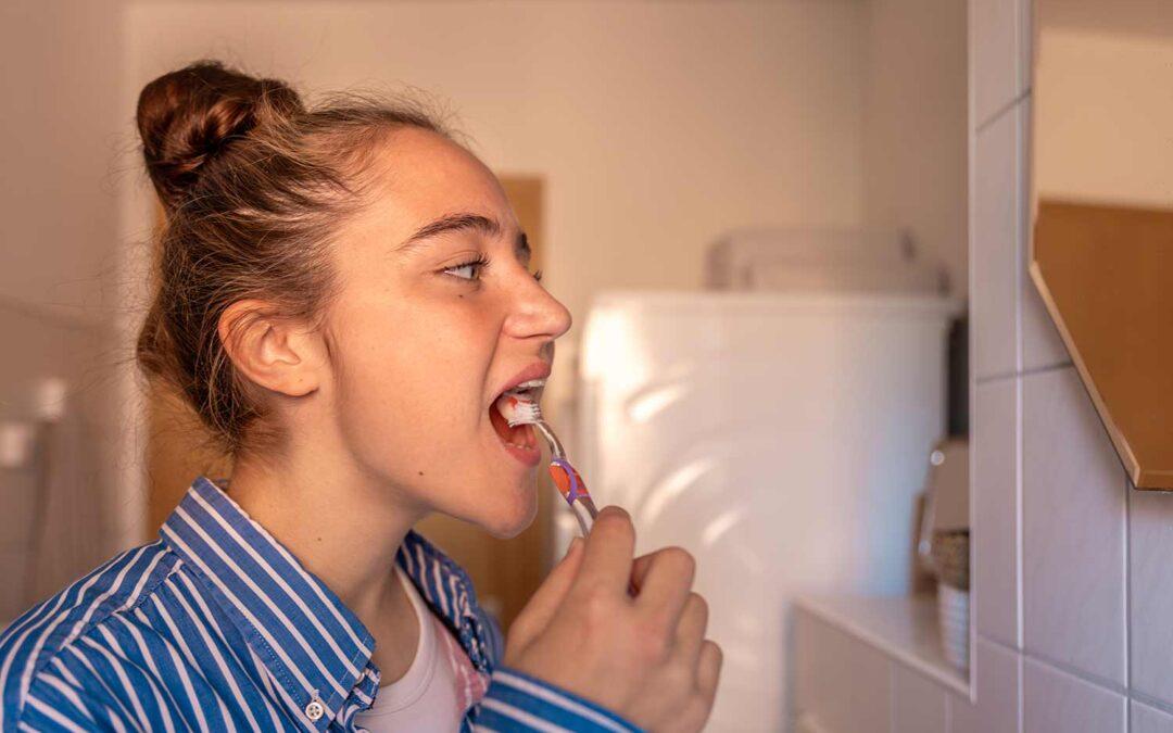 Me sangran las encías, ¿qué hago?